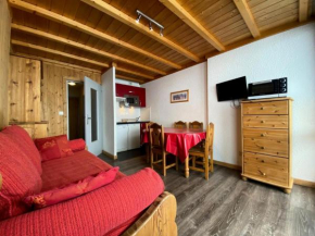 Résidence Lac Du Lou - VAL THORENS location: joli studio pour 4 avec une belle vue MAE-9093